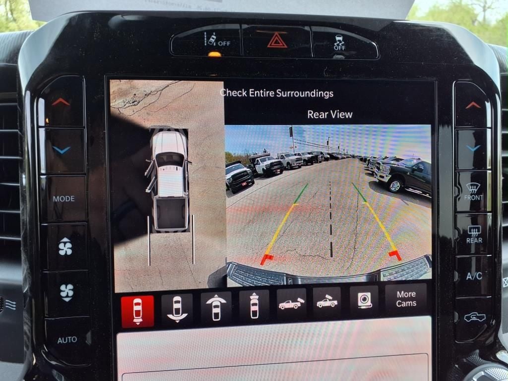 2025 RAM 3500 Big Horn Crew Cab 4x4 6'4' Box