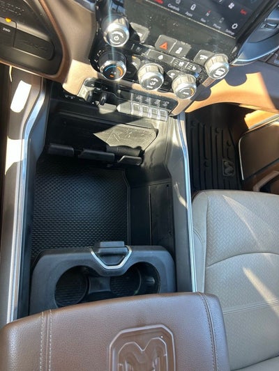 2019 RAM 2500 Laramie Crew Cab 4x4 6'4' Box