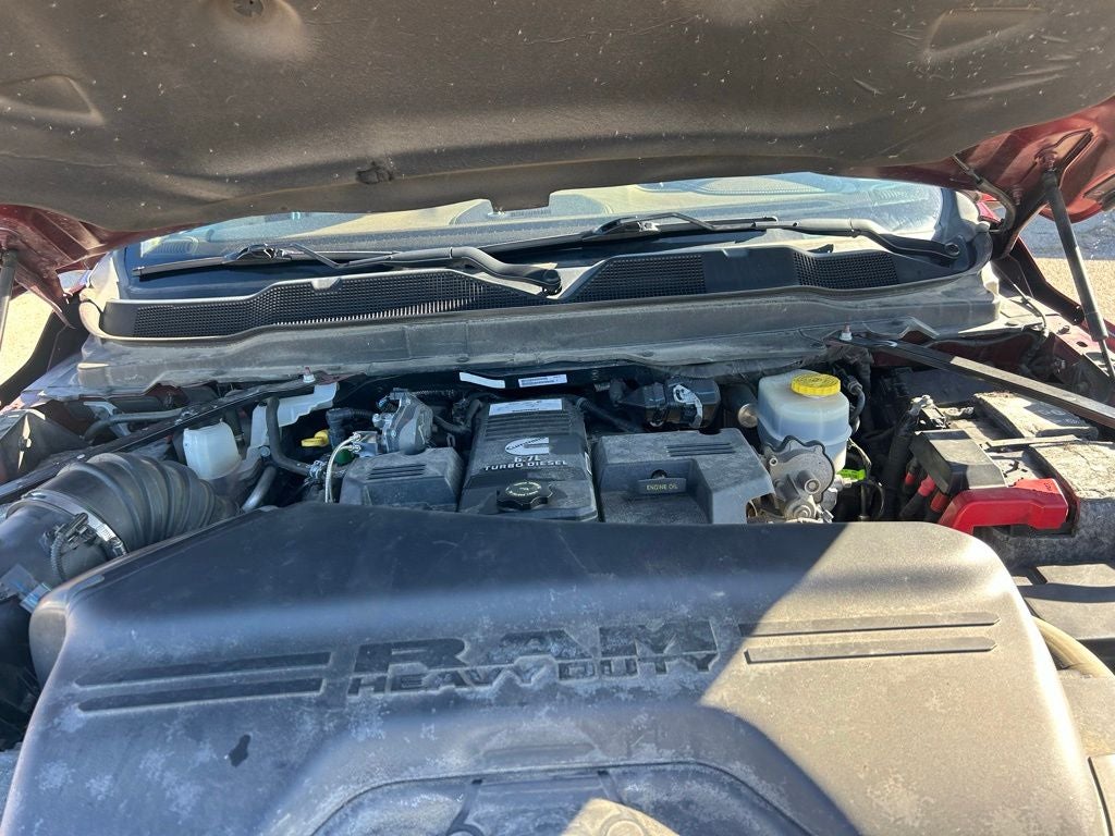 2019 RAM 2500 Laramie Crew Cab 4x4 6'4' Box