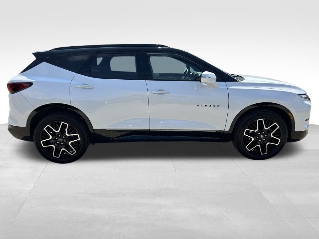 2023 Chevrolet Blazer AWD RS