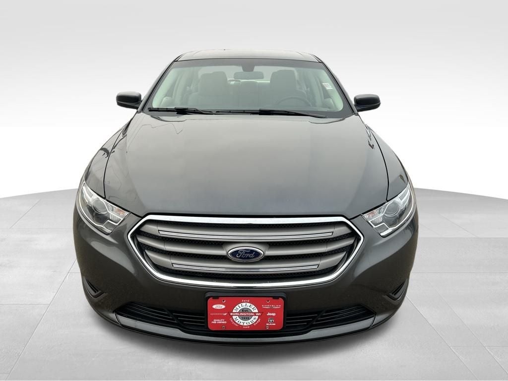 2016 Ford Taurus SE