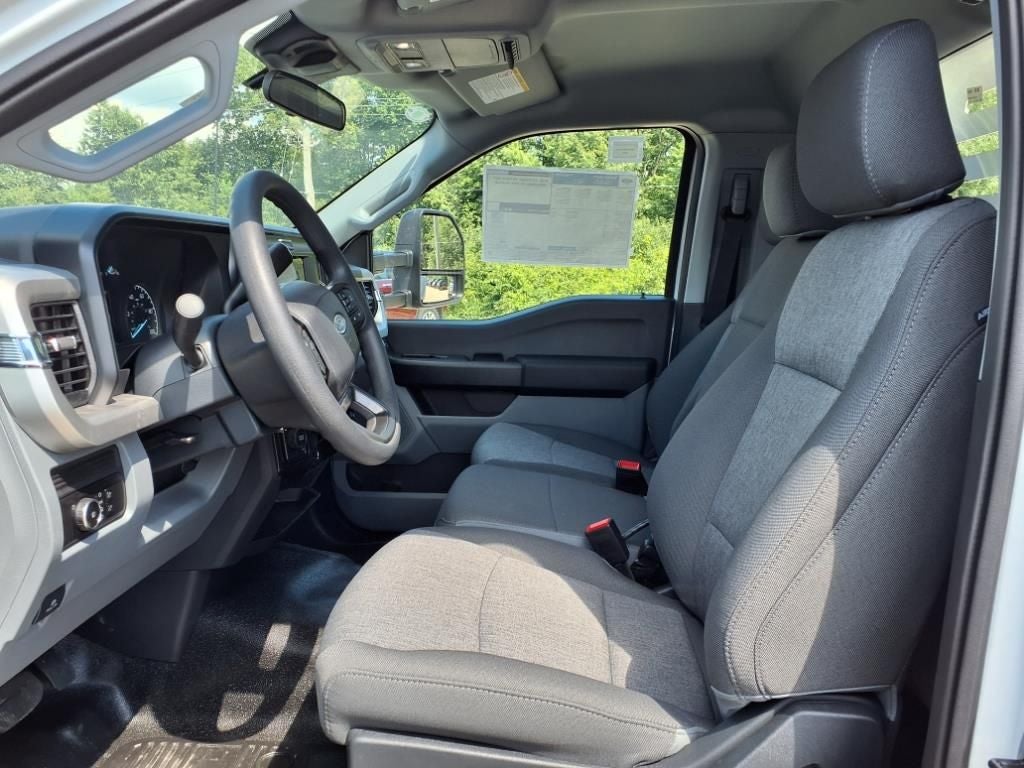 2025 Ford F-550SD XL DRW