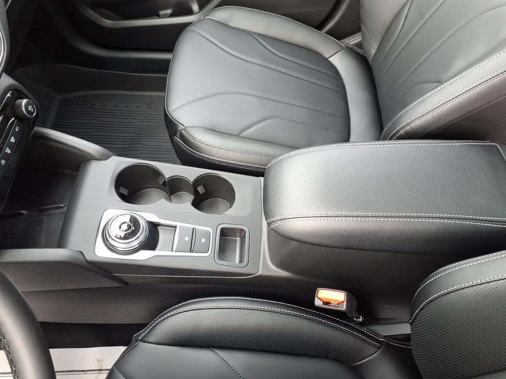 2026 Ford Escape Platinum