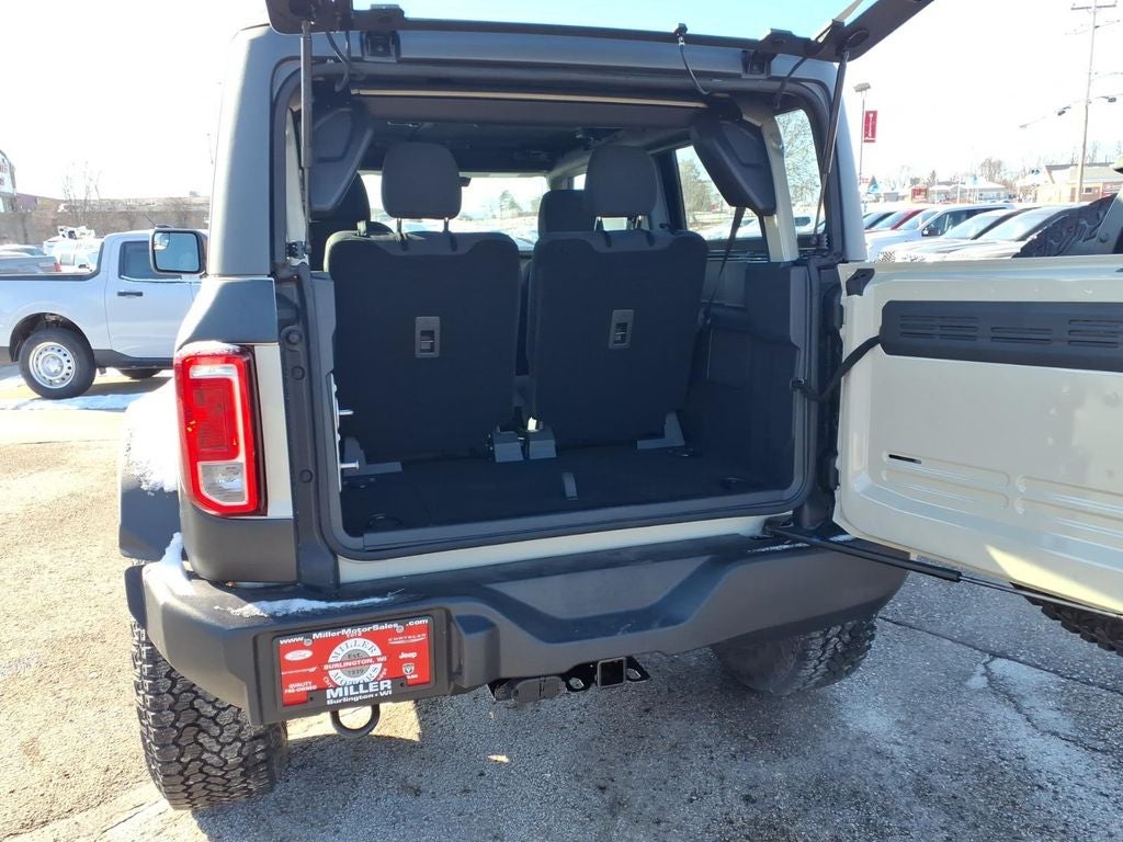 2025 Ford Bronco Base