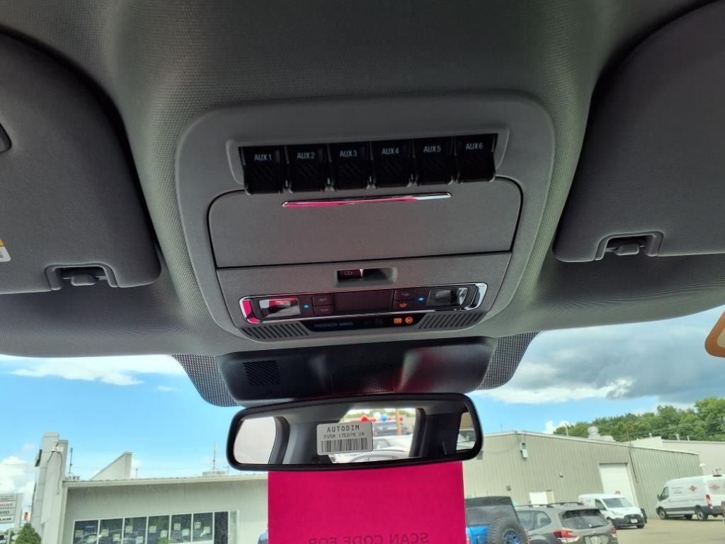 2026 Ford F-350SD Lariat DRW