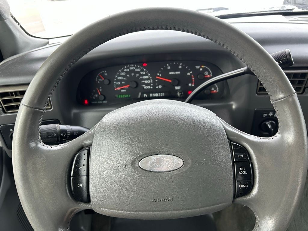 2003 Ford F-350SD XLT