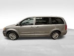 2016 Chrysler Town & Country Touring-L