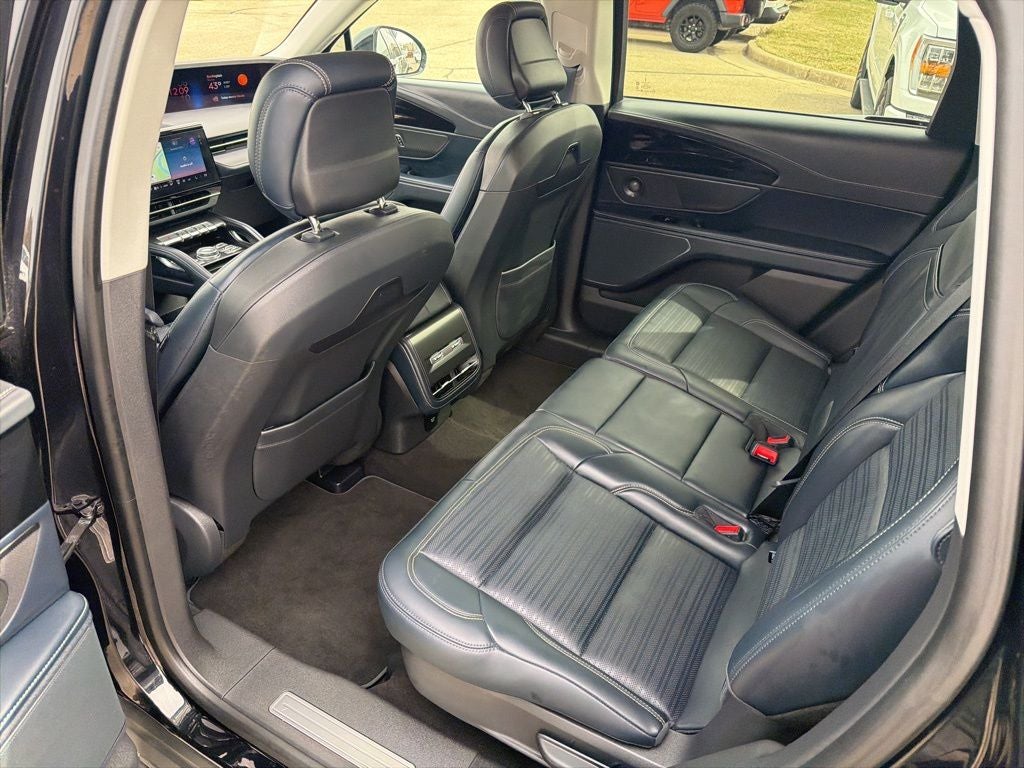 2025 Lincoln Nautilus Reserve