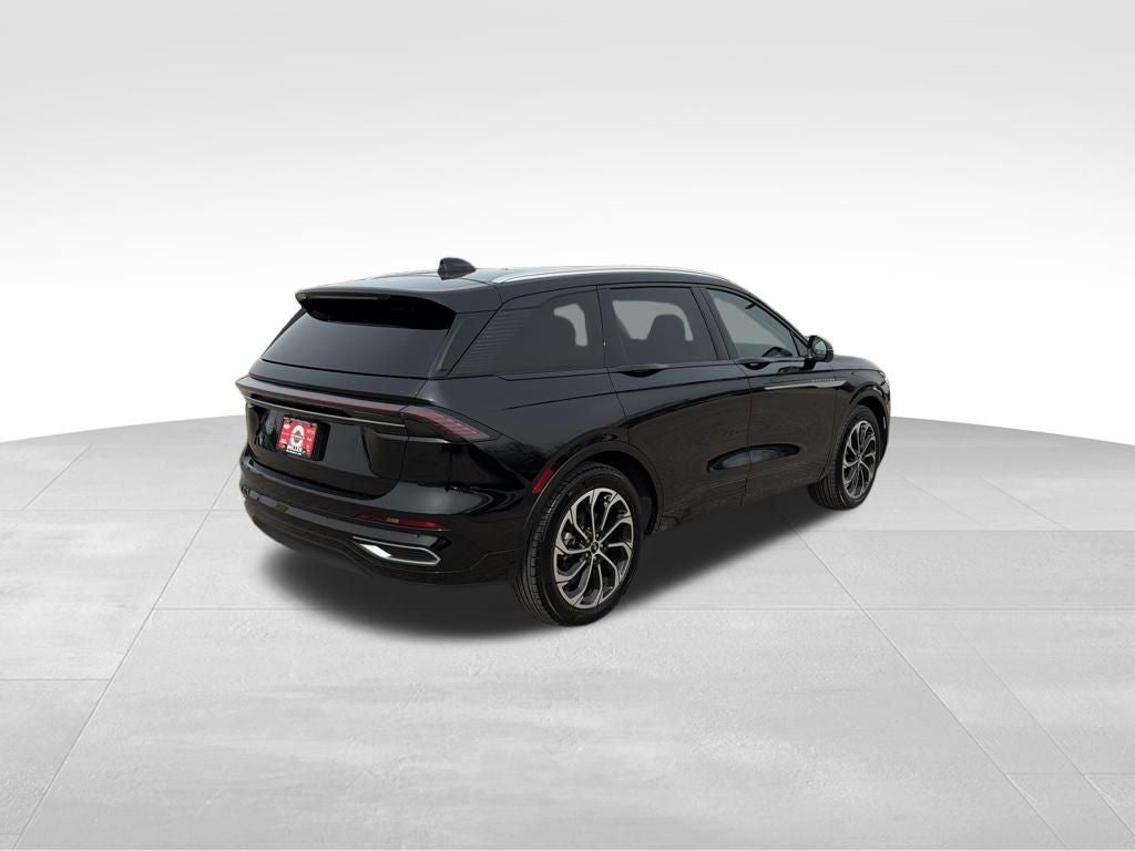 2025 Lincoln Nautilus Reserve